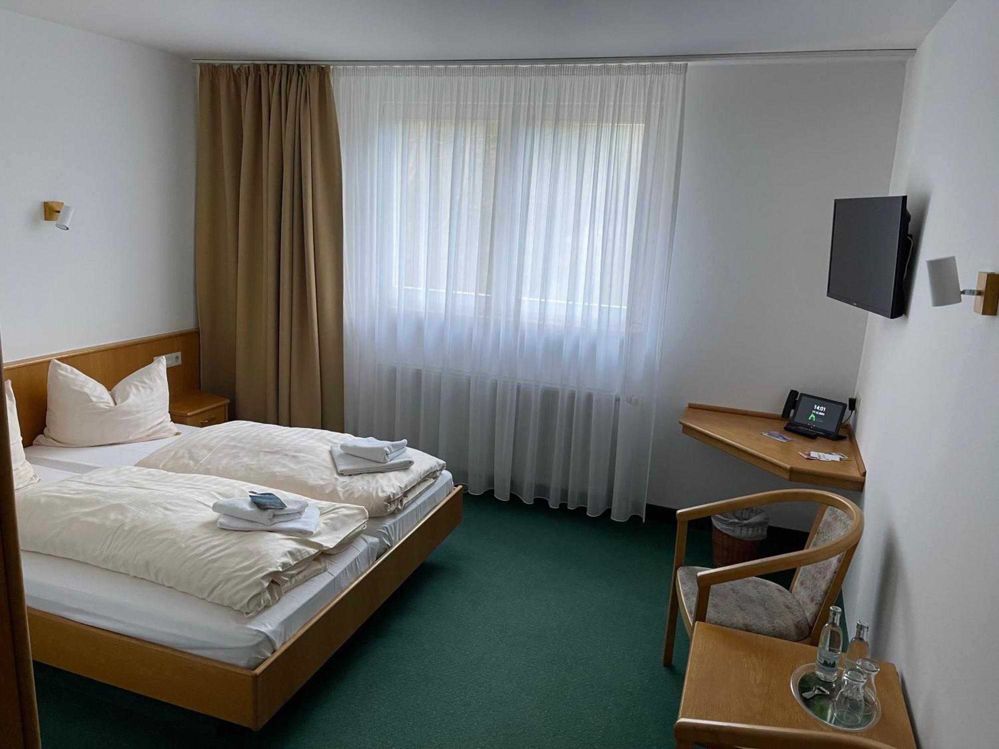 Waldhotel Linzmuehle Кала Экстерьер фото